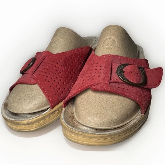 Fly Flot Suede Wedge Slides Women's US 7.5 EU 38 Red Anti Shock Italy Comfort - Picture 2 of 13